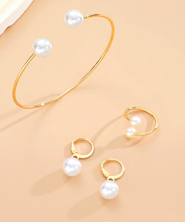4Pcs Simple Pearl jewelry set Earrings / Ring / Bangle