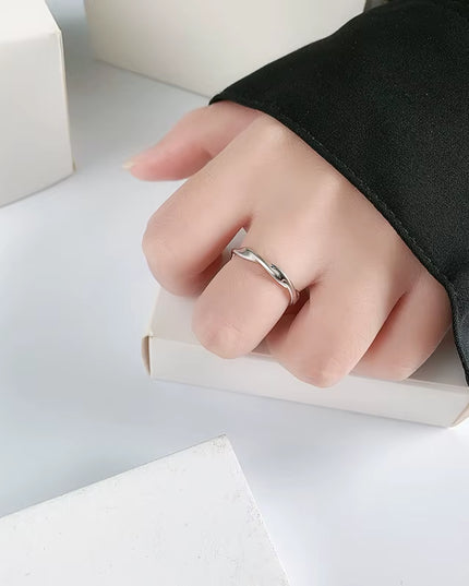 Sterling Silver Simple Twisted Women's Ring