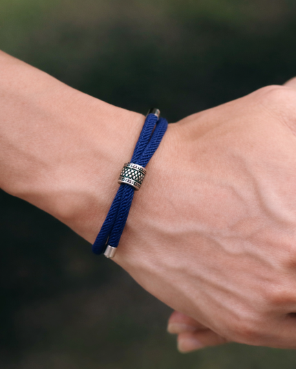 Mens classic Adjustable Nylon Cord Chain Viking Bracelet- Navy Blue
