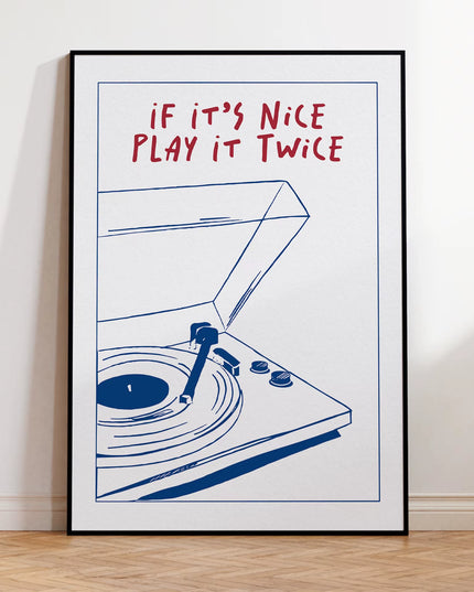 Vinyl player aesthetic canvas print art piece- 50x70cm (no frame)
