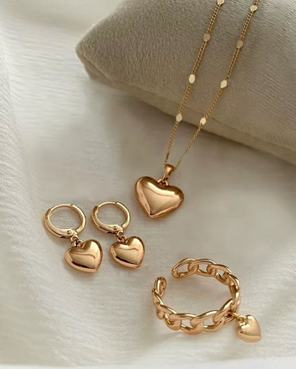4Pcs/Set simple gold color Vintage Love Heart set Pendant Necklace / Ring / Earring