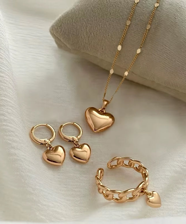 4Pcs/Set simple gold color Vintage Love Heart set Pendant Necklace / Ring / Earring