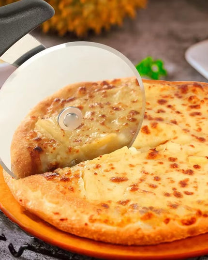Slicer -  stainless steel Pizza / Pastry Roller Cutter 