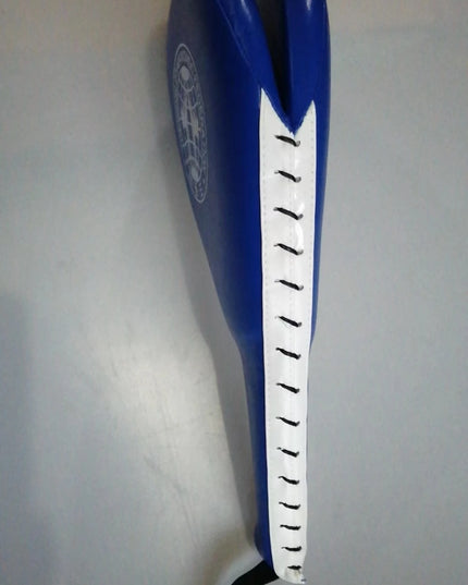 Taekwondo /kickboxing Target practice kick pad 